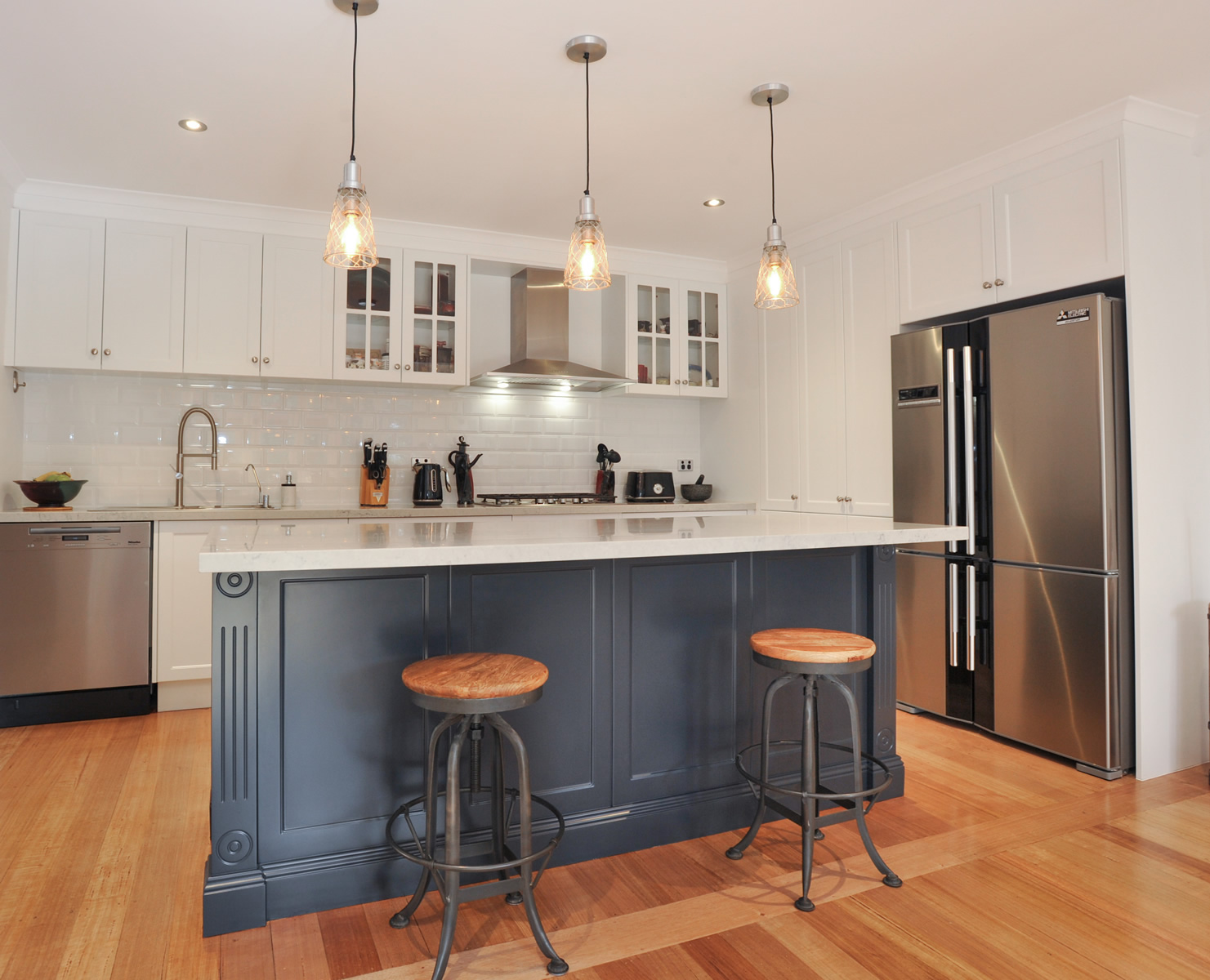Feature Hamptons Style Kitchen - Mount Martha, Mornington Peninsula - AC & V Kitchens Melbourne